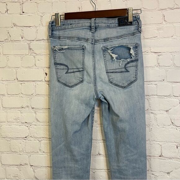 AEO Super High Rise Jegging Distressed size 4 Short - Picture 9 of 11